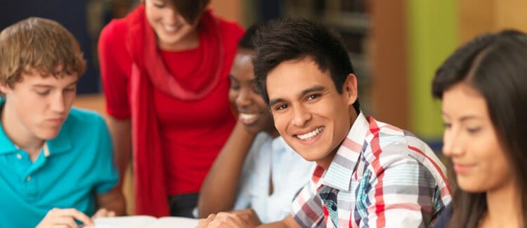 diverse_college_students-750x325